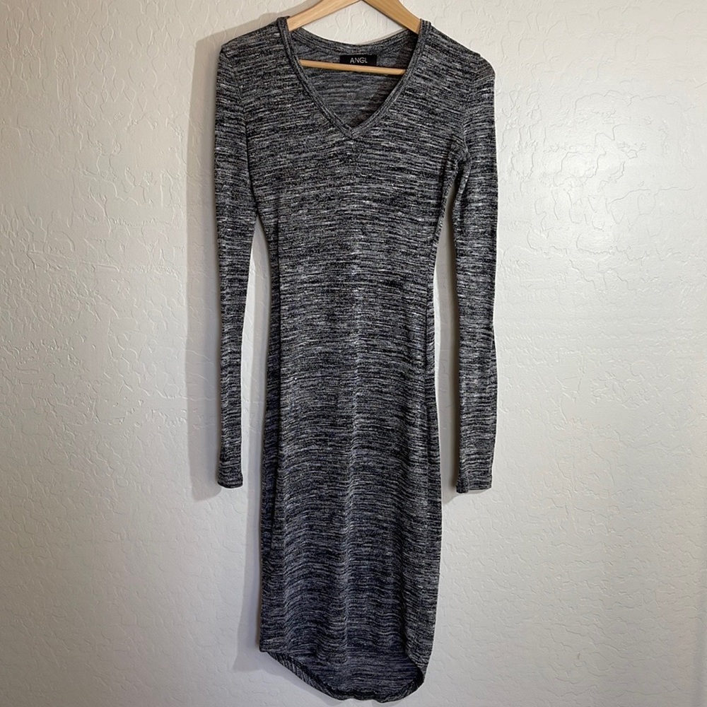 Angl (Scottsdale Boutique)- Women’s Small Long Sleeve Fitted Gray Dress